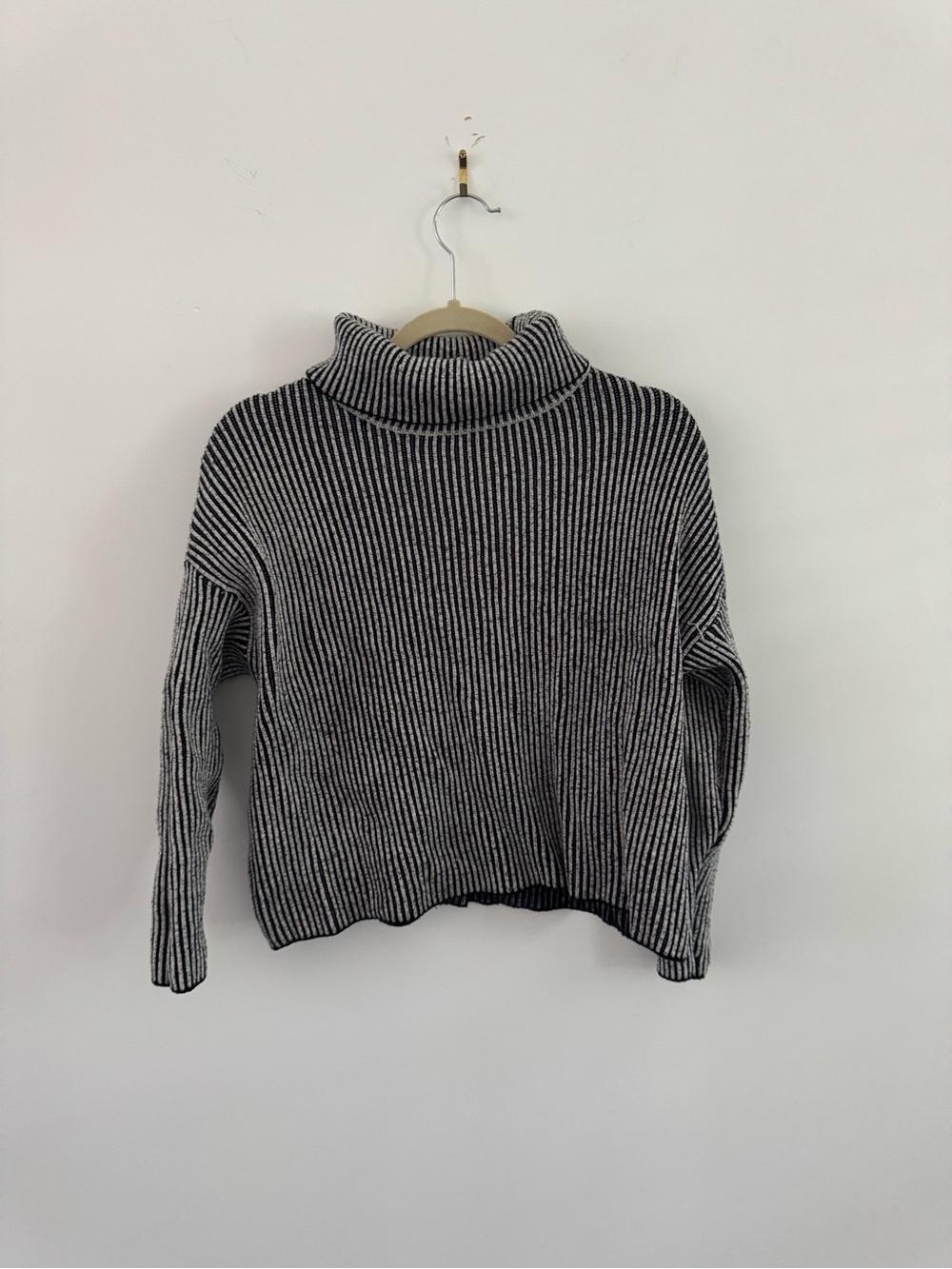 Adika Black & White Ribbed Turtleneck Sweater